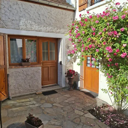 Le Clos De Grignon Apartamento *